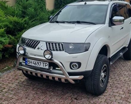 Міцубісі Паджеро Спорт 2011 у Одесі на Automoto.ua Білий Міцубісі Паджеро Спорт, об'ємом двигуна 2.48 л та пробігом 187 тис. км за 13500 $, фото 8 на Automoto.ua