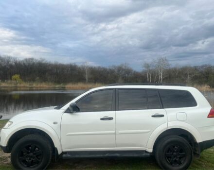 Белый Мицубиси Паджеро Спорт, объемом двигателя 2.5 л и пробегом 300 тыс. км за 11573 $, фото 5 на Automoto.ua