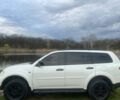 Белый Мицубиси Паджеро Спорт, объемом двигателя 2.5 л и пробегом 300 тыс. км за 11573 $, фото 5 на Automoto.ua