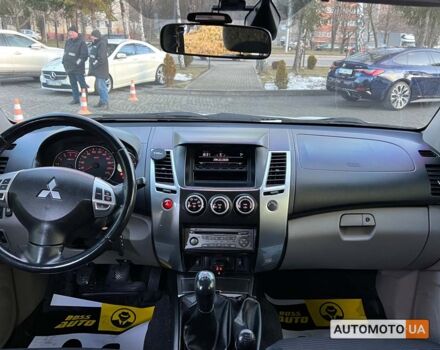 Белый Мицубиси Паджеро Спорт, объемом двигателя 2.5 л и пробегом 116 тыс. км за 15600 $, фото 10 на Automoto.ua