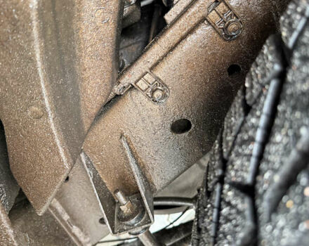 Білий Міцубісі Паджеро Спорт, об'ємом двигуна 2.48 л та пробігом 230 тис. км за 13500 $, фото 21 на Automoto.ua