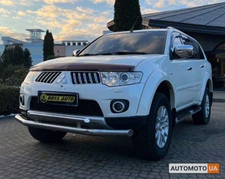 Белый Мицубиси Паджеро Спорт, объемом двигателя 2.5 л и пробегом 116 тыс. км за 15600 $, фото 2 на Automoto.ua