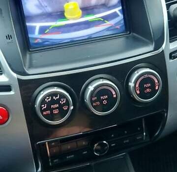 Білий Міцубісі Паджеро Спорт, об'ємом двигуна 2.48 л та пробігом 200 тис. км за 11500 $, фото 38 на Automoto.ua