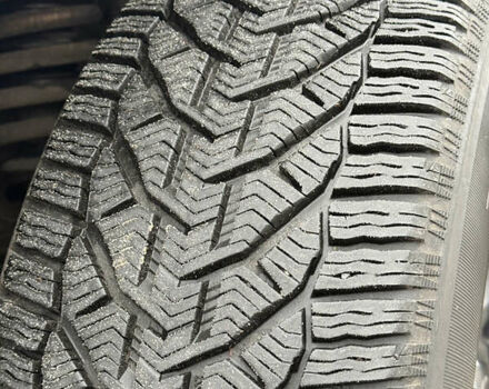 Білий Міцубісі Паджеро Спорт, об'ємом двигуна 2.48 л та пробігом 230 тис. км за 13500 $, фото 26 на Automoto.ua