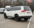 Білий Міцубісі Паджеро Спорт, об'ємом двигуна 2.48 л та пробігом 230 тис. км за 13500 $, фото 6 на Automoto.ua