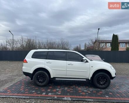 Білий Міцубісі Паджеро Спорт, об'ємом двигуна 2.5 л та пробігом 158 тис. км за 13200 $, фото 12 на Automoto.ua
