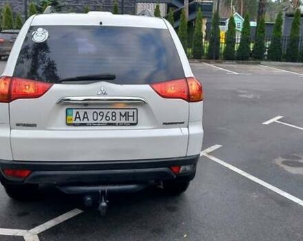 Білий Міцубісі Паджеро Спорт, об'ємом двигуна 2.48 л та пробігом 200 тис. км за 11500 $, фото 9 на Automoto.ua