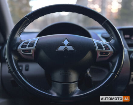 Белый Мицубиси Паджеро Спорт, объемом двигателя 2.5 л и пробегом 116 тыс. км за 15600 $, фото 16 на Automoto.ua