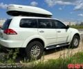 Білий Міцубісі Паджеро Спорт, об'ємом двигуна 2.5 л та пробігом 217 тис. км за 15000 $, фото 5 на Automoto.ua