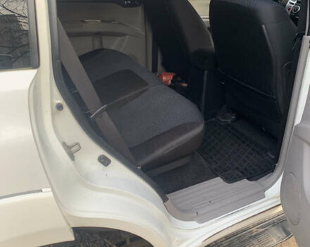 Белый Мицубиси Паджеро Спорт, объемом двигателя 2.48 л и пробегом 256 тыс. км за 12500 $, фото 9 на Automoto.ua