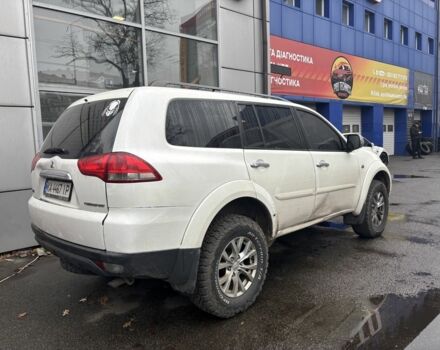 Белый Мицубиси Паджеро Спорт, объемом двигателя 2.5 л и пробегом 240 тыс. км за 8500 $, фото 4 на Automoto.ua