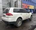 Белый Мицубиси Паджеро Спорт, объемом двигателя 2.5 л и пробегом 240 тыс. км за 8500 $, фото 4 на Automoto.ua