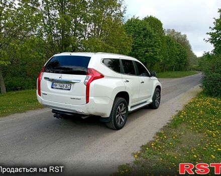 Белый Мицубиси Паджеро Спорт, объемом двигателя 2.4 л и пробегом 187 тыс. км за 24999 $, фото 2 на Automoto.ua