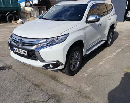 Міцубісі Паджеро Спорт 2016 у Києві на Automoto.ua Білий Міцубісі Паджеро Спорт, об'ємом двигуна 2.44 л та пробігом 220 тис. км за 19900 $, фото 17 на Automoto.ua