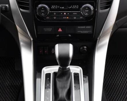 Белый Мицубиси Паджеро Спорт, объемом двигателя 2.44 л и пробегом 38 тыс. км за 26400 $, фото 34 на Automoto.ua