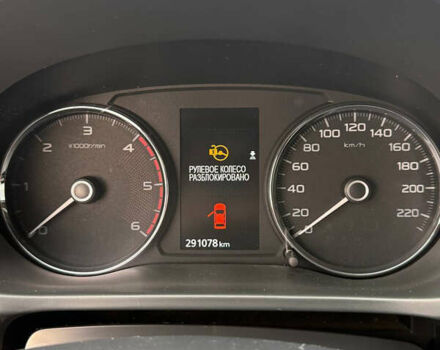 Белый Мицубиси Паджеро Спорт, объемом двигателя 2.4 л и пробегом 290 тыс. км за 16300 $, фото 9 на Automoto.ua