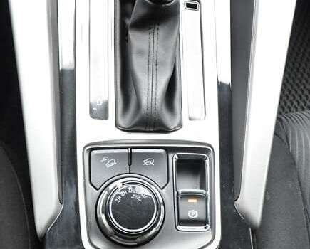 Белый Мицубиси Паджеро Спорт, объемом двигателя 2.44 л и пробегом 38 тыс. км за 26400 $, фото 38 на Automoto.ua