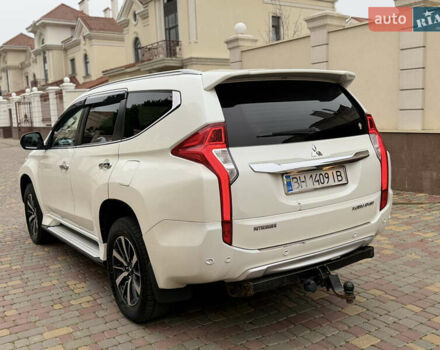 Белый Мицубиси Паджеро Спорт, объемом двигателя 2.44 л и пробегом 188 тыс. км за 16500 $, фото 7 на Automoto.ua