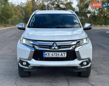 Білий Міцубісі Паджеро Спорт, об'ємом двигуна 2.44 л та пробігом 176 тис. км за 19900 $, фото 4 на Automoto.ua