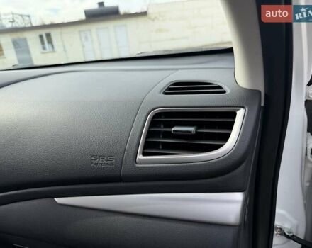 Білий Міцубісі Паджеро Спорт, об'ємом двигуна 2.44 л та пробігом 72 тис. км за 23900 $, фото 28 на Automoto.ua