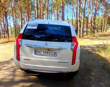 Белый Мицубиси Паджеро Спорт, объемом двигателя 2.4 л и пробегом 72 тыс. км за 24000 $, фото 5 на Automoto.ua