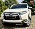 Білий Міцубісі Паджеро Спорт, об'ємом двигуна 2.44 л та пробігом 72 тис. км за 23900 $, фото 3 на Automoto.ua