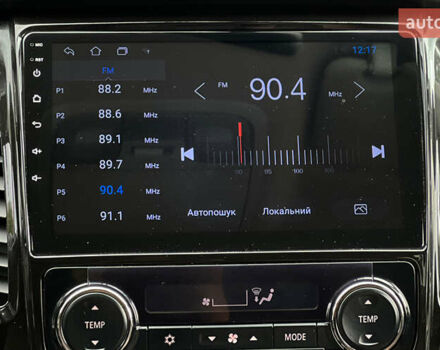 Мицубиси Паджеро Спорт 2017 в Львове на Automoto.ua Белый Мицубиси Паджеро Спорт, объемом двигателя 2.44 л и пробегом 190 тыс. км за 25500 $, фото 12 на Automoto.ua