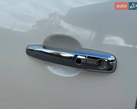 Білий Міцубісі Паджеро Спорт, об'ємом двигуна 2.44 л та пробігом 176 тис. км за 19900 $, фото 39 на Automoto.ua