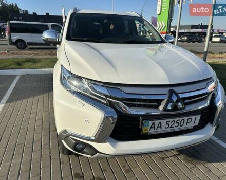 Білий Міцубісі Паджеро Спорт, об'ємом двигуна 2.44 л та пробігом 166 тис. км за 26500 $, фото 1 на Automoto.ua