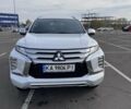 Белый Мицубиси Паджеро Спорт, объемом двигателя 2.44 л и пробегом 21 тыс. км за 32000 $, фото 5 на Automoto.ua