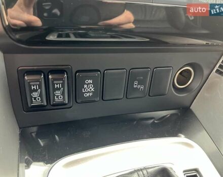 Білий Міцубісі Паджеро Спорт, об'ємом двигуна 2.44 л та пробігом 131 тис. км за 28700 $, фото 34 на Automoto.ua
