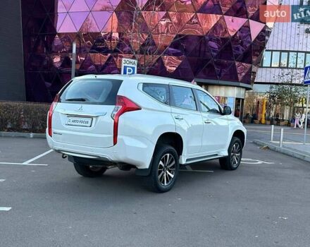 Белый Мицубиси Паджеро Спорт, объемом двигателя 3 л и пробегом 48 тыс. км за 31990 $, фото 6 на Automoto.ua