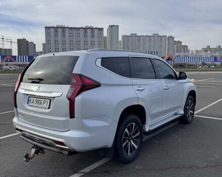 Белый Мицубиси Паджеро Спорт, объемом двигателя 2.44 л и пробегом 21 тыс. км за 32000 $, фото 1 на Automoto.ua