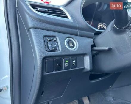 Белый Мицубиси Паджеро Спорт, объемом двигателя 3 л и пробегом 48 тыс. км за 31990 $, фото 12 на Automoto.ua