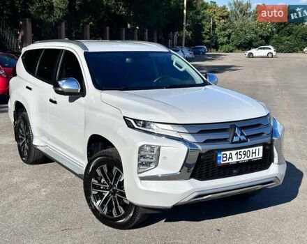 Білий Міцубісі Паджеро Спорт, об'ємом двигуна 2.44 л та пробігом 39 тис. км за 41500 $, фото 8 на Automoto.ua