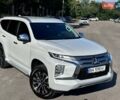 Білий Міцубісі Паджеро Спорт, об'ємом двигуна 2.44 л та пробігом 39 тис. км за 41500 $, фото 1 на Automoto.ua