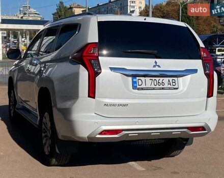 Білий Міцубісі Паджеро Спорт, об'ємом двигуна 2.44 л та пробігом 7 тис. км за 51900 $, фото 4 на Automoto.ua