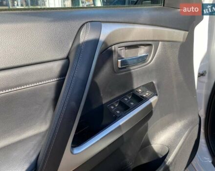 Білий Міцубісі Паджеро Спорт, об'ємом двигуна 2.44 л та пробігом 7 тис. км за 51900 $, фото 14 на Automoto.ua