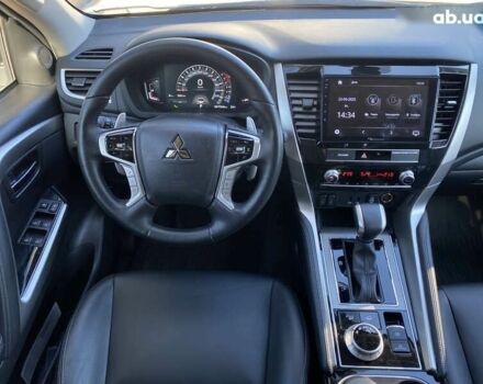 Білий Міцубісі Паджеро Спорт, об'ємом двигуна 2.4 л та пробігом 7 тис. км за 51900 $, фото 16 на Automoto.ua