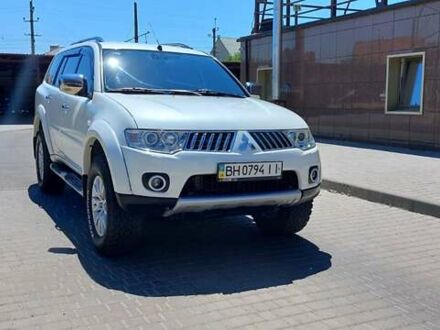 Мицубиси Паджеро Спорт 2012 в Одессе на Automoto.ua Белый Мицубиси Паджеро Спорт, объемом двигателя 2.48 л и пробегом 77 тыс. км за 19000 $, фото 1 на Automoto.ua