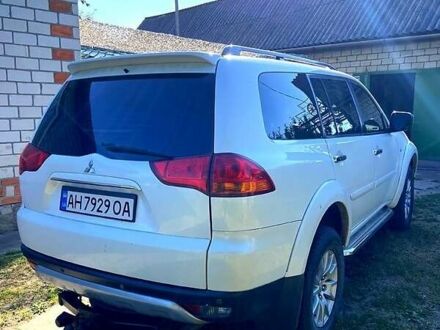 Мицубиси Паджеро Спорт 2012 в Полтаве на Automoto.ua Белый Мицубиси Паджеро Спорт, объемом двигателя 2.5 л и пробегом 265 тыс. км за 14500 $, фото 1 на Automoto.ua