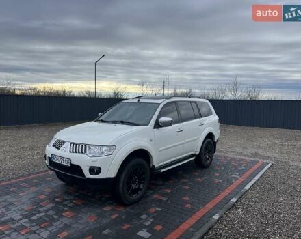 Білий Міцубісі Паджеро Спорт, об'ємом двигуна 2.5 л та пробігом 158 тис. км за 13200 $, фото 1 на Automoto.ua