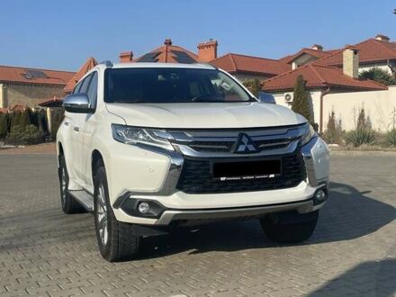 Мицубиси Паджеро Спорт 2016 в Одессе на Automoto.ua Белый Мицубиси Паджеро Спорт, объемом двигателя 2.44 л и пробегом 119 тыс. км за 25000 $, фото 1 на Automoto.ua