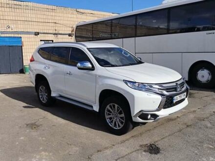 Мицубиси Паджеро Спорт 2016 в Киеве на Automoto.ua Белый Мицубиси Паджеро Спорт, объемом двигателя 2.44 л и пробегом 220 тыс. км за 19900 $, фото 1 на Automoto.ua
