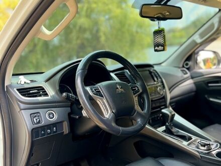 Мицубиси Паджеро Спорт 2016 в Кропивницком (Кировограде) на Automoto.ua Белый Мицубиси Паджеро Спорт, объемом двигателя 2.4 л и пробегом 169 тыс. км за 21900 $, фото 1 на Automoto.ua