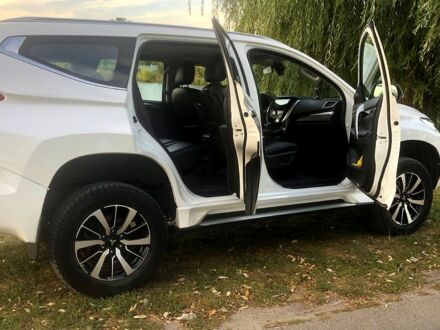 Мицубиси Паджеро Спорт 2019 в Василькове на Automoto.ua Белый Мицубиси Паджеро Спорт, объемом двигателя 3 л и пробегом 48 тыс. км за 31500 $, фото 1 на Automoto.ua