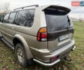 Бежевый Мицубиси Паджеро Спорт, объемом двигателя 2.48 л и пробегом 482 тыс. км за 9500 $, фото 2 на Automoto.ua
