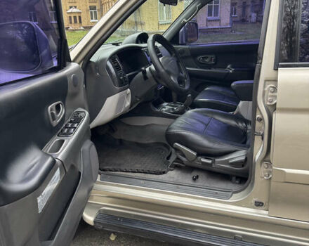 Бежевый Мицубиси Паджеро Спорт, объемом двигателя 3 л и пробегом 220 тыс. км за 8800 $, фото 9 на Automoto.ua