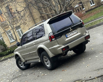 Бежевый Мицубиси Паджеро Спорт, объемом двигателя 3 л и пробегом 220 тыс. км за 8800 $, фото 7 на Automoto.ua