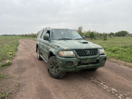 Бежевий Міцубісі Паджеро Спорт, об'ємом двигуна 0 л та пробігом 280 тис. км за 4999 $, фото 1 на Automoto.ua